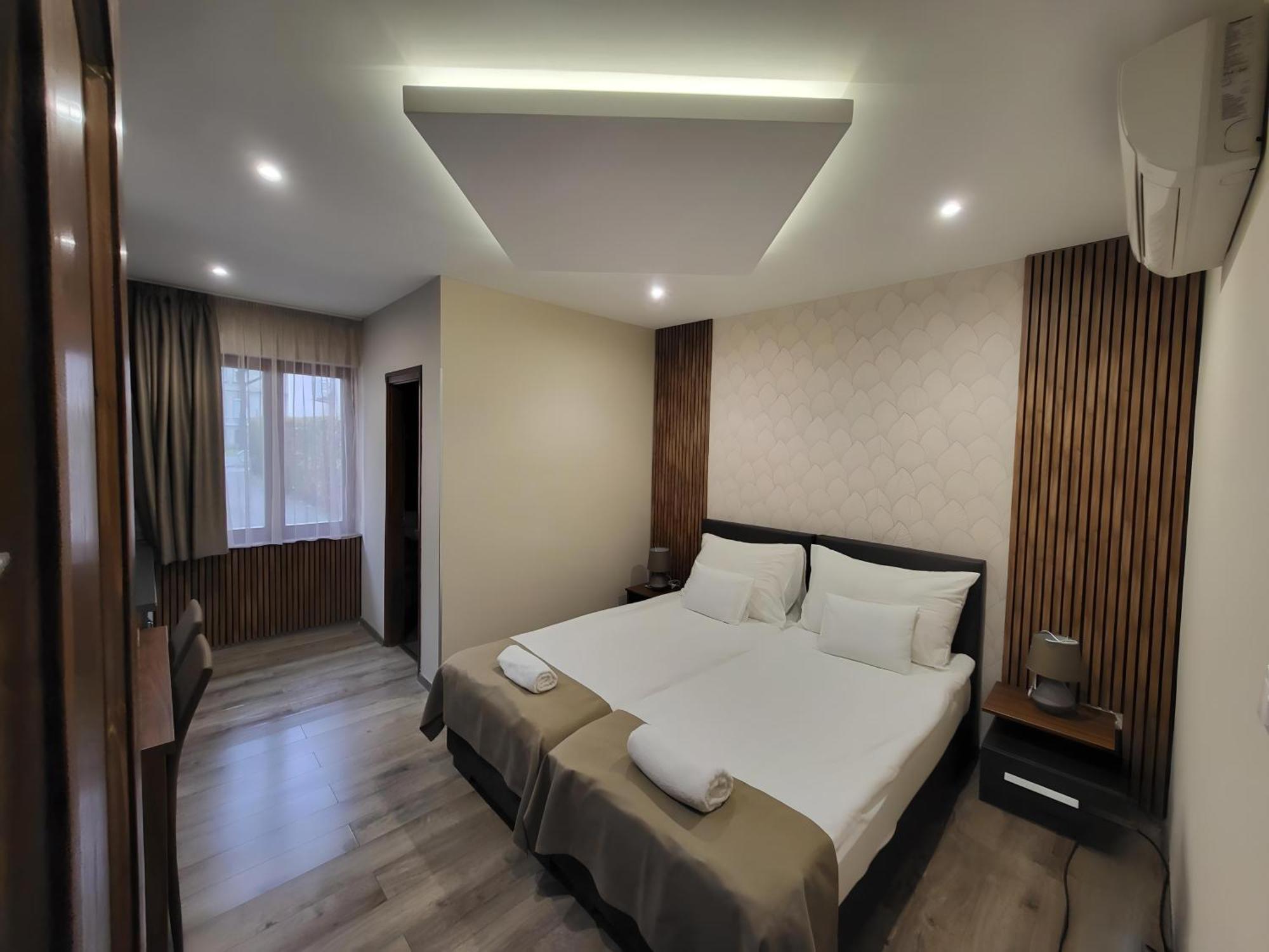 Bed and Breakfast Vén Diófa De Lux Panzió Szeged Exterior foto